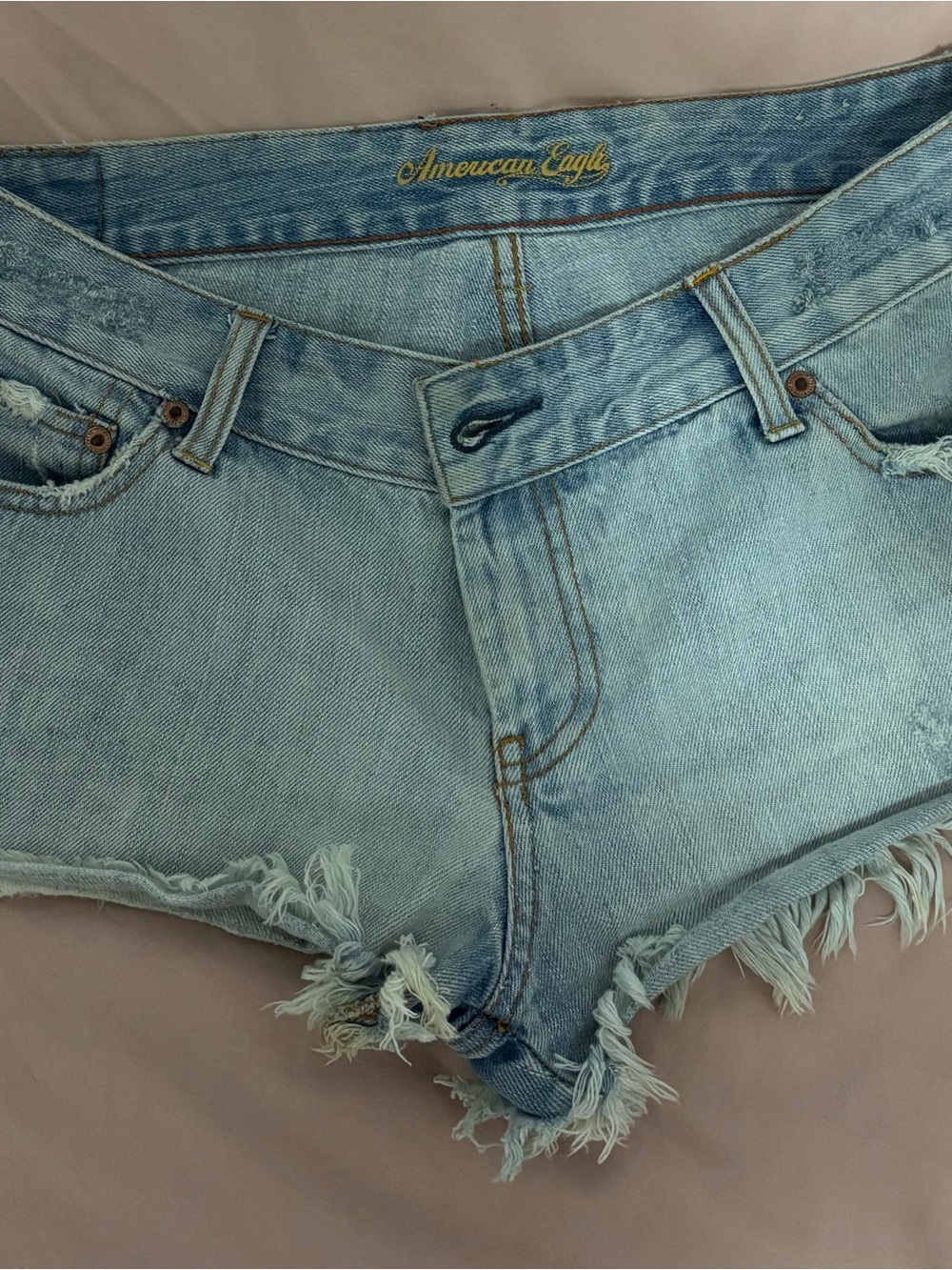 American Eagle Outfitters Light Blue Distressed Denim Short- Shorts
